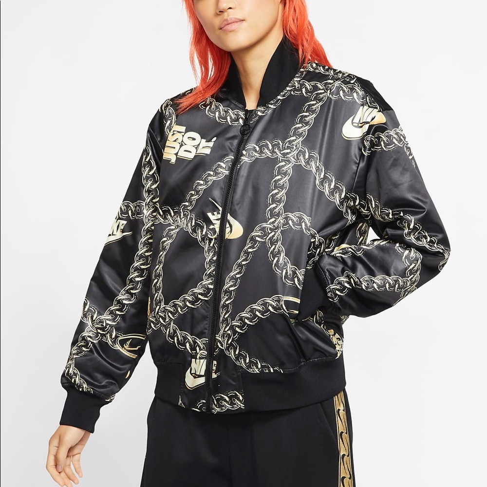 Nike Womens Icon Clash bomber puffer Jacket chains